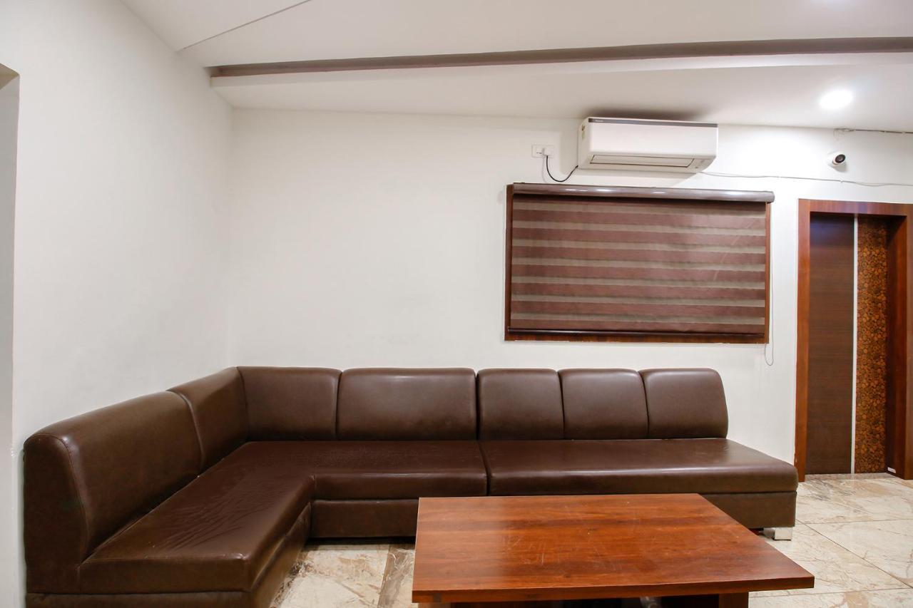 Fabexpress Yuvan Gouharganj Exterior photo
