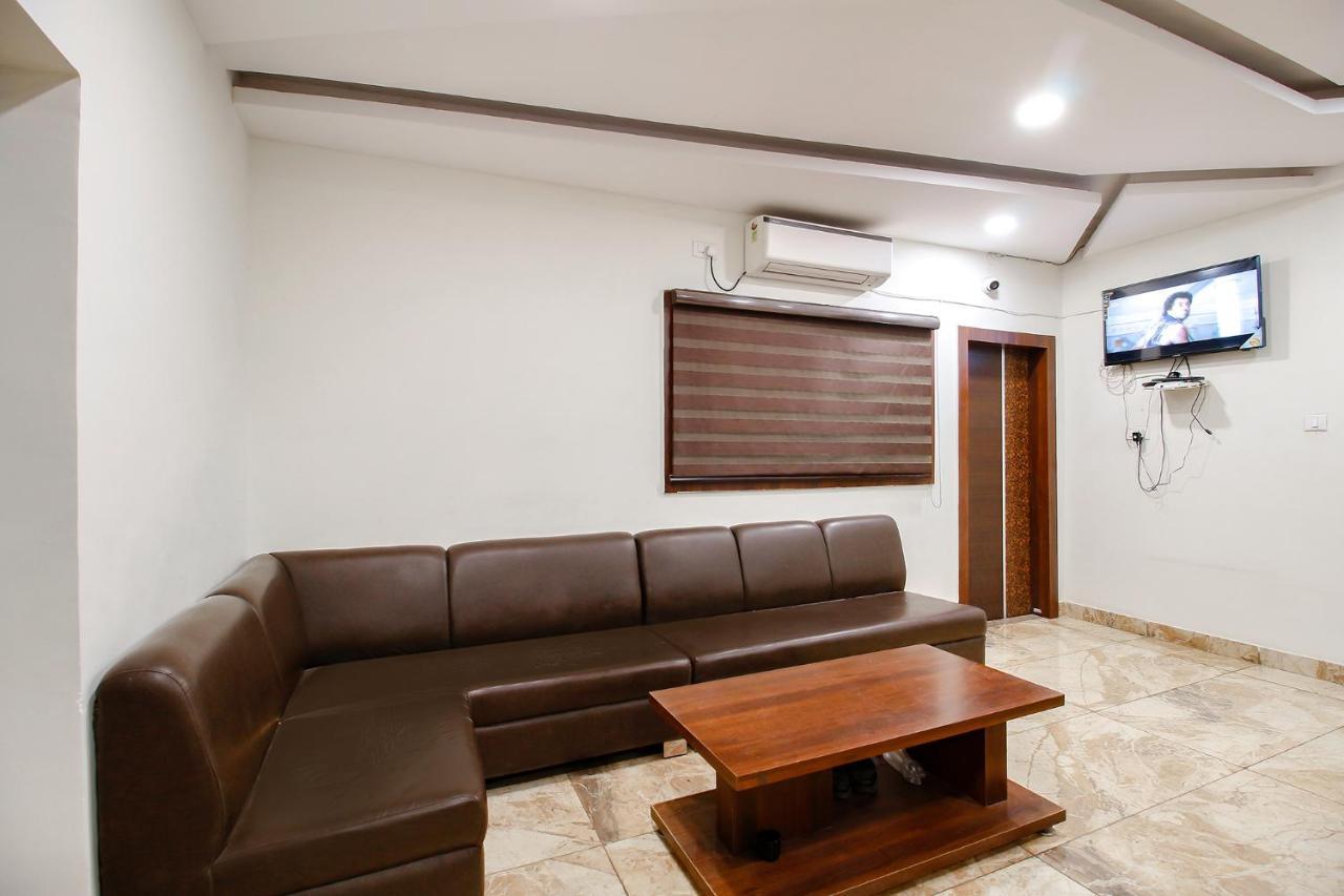 Fabexpress Yuvan Gouharganj Exterior photo