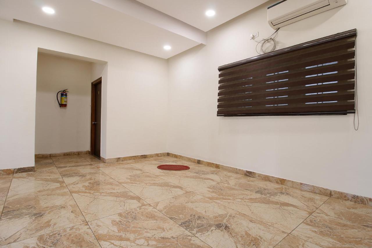 Fabexpress Yuvan Gouharganj Exterior photo